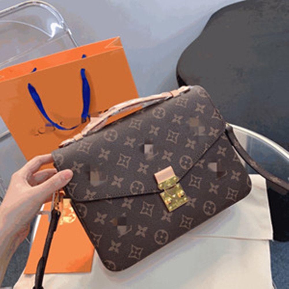 

High Quality Designers Shoulder Bags Women Handbag Oxidizing Leather POCHETTE Elegant Messenger Bag Luxury Crossbody Shopping Purses Tote faction, Red embossing