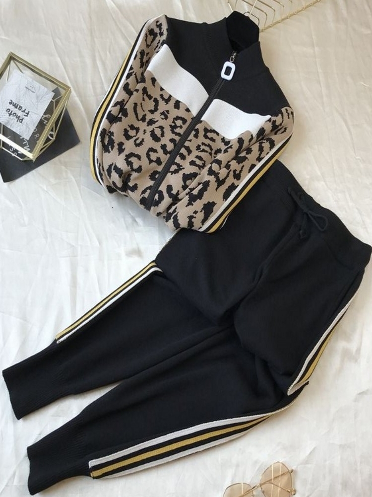 

2021 New Autumn and winter suit casual fashion knit 2-piece two piece set women 0YNH, Coffee color