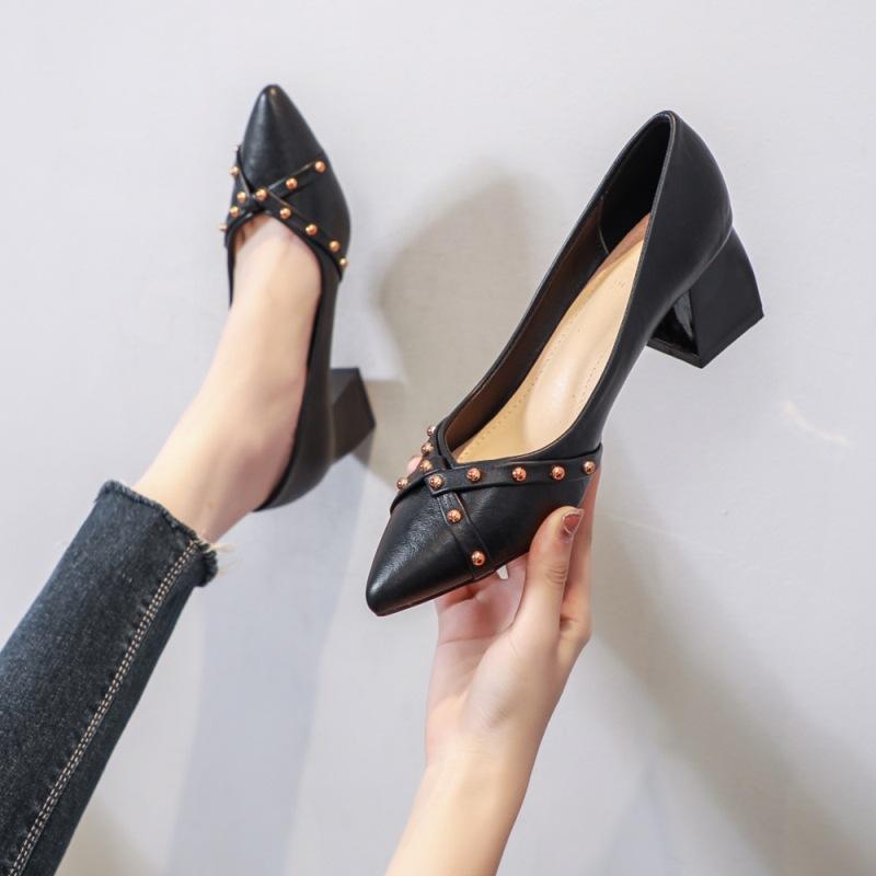 

African Woman Shoe Gold Heels Work Dress Professional All-Match Pumps Pointed Wedge Rivets 2021 Chunky Sandals