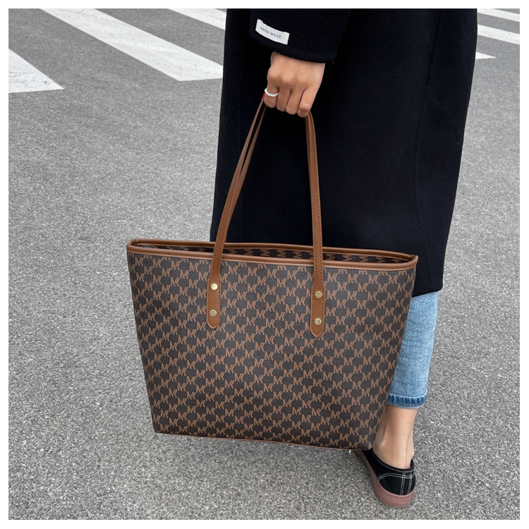 

Bags commuter bag women designer shopping bag Casual tote large Luxury handbags lady Shoulder vintage clutch makeup purse cosmetic coin compartment HBP, Extra shipping(not for sale)