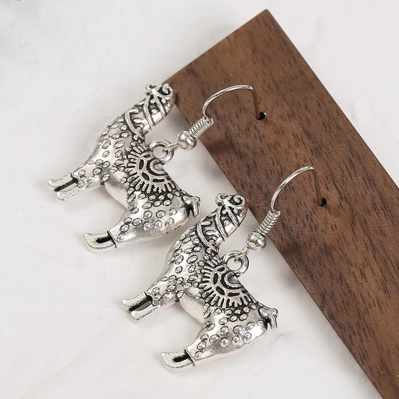 

Vintage Silver Color Metal Animal Printing Sheep Alpaca Printing Dangle Earrings For Women Girls Party Jewelry Gifts