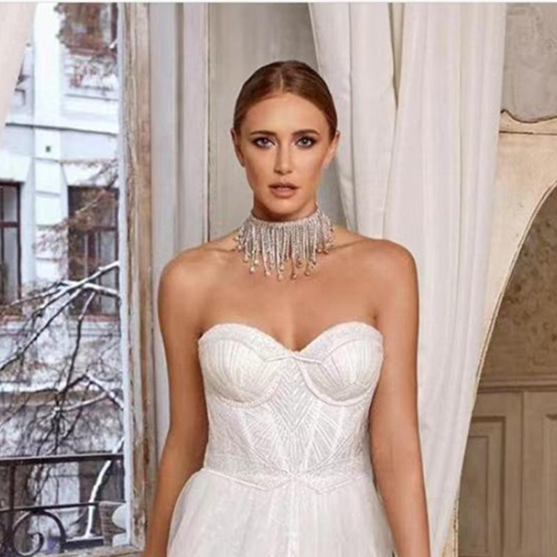

Chains 2021 Fashion Luxury Long Flow Suede Rhinestone Chain Necklace Women's Sexy Jewelry Crystal Water Drop Pendant, Silver