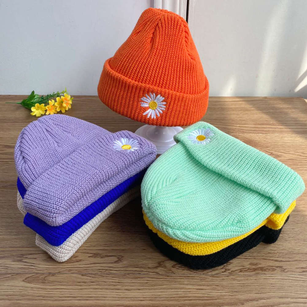 

Ins Korean children's Zou chrysanthemum knitted hat spring and autumn cy color girl baby wool winter man, Yellow