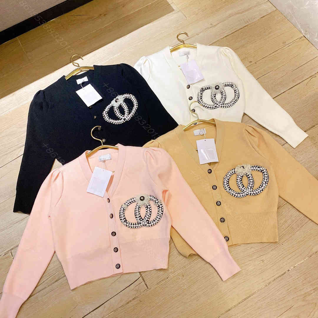 

Fashion women wool knit sweater coat brand letter pearl logo button designer sweaters shirt winter cheap womens casual clothes a1