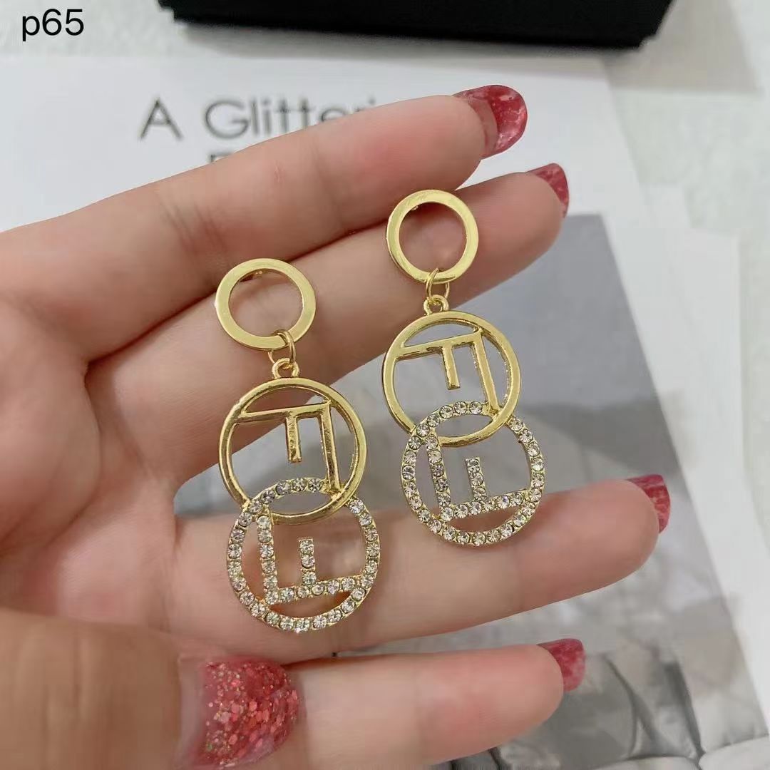 

20style 18K Gold Plated Double Letter Stud Luxury Classic Brand Alloy Letters Earrings Women Pearl Crystal Rhinestone Wedding Party Simple Jewelry Gift