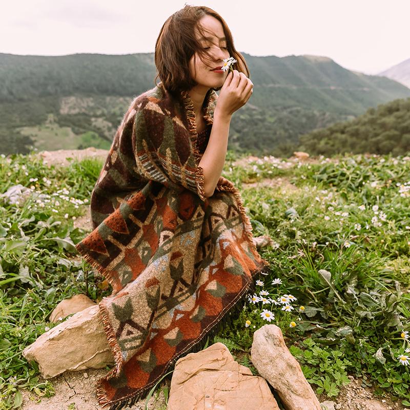 

Scarves Retro Scarf Multi-Purpose Outdoor Artistic Ethnic Style Warm Autumn And Winter Travel Women's All-Matching Shawl Cape Blanket