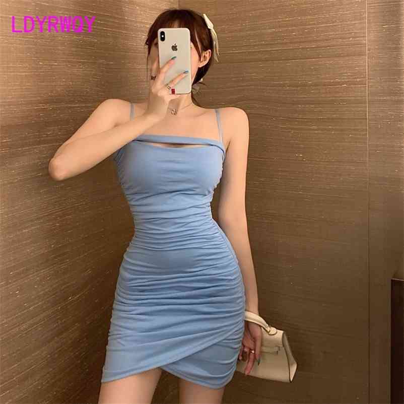

spring sling shoulder night temperament heart strapless waist fold bottom bag hip dress Sleeveless Knee-Length 210603, Sky blue