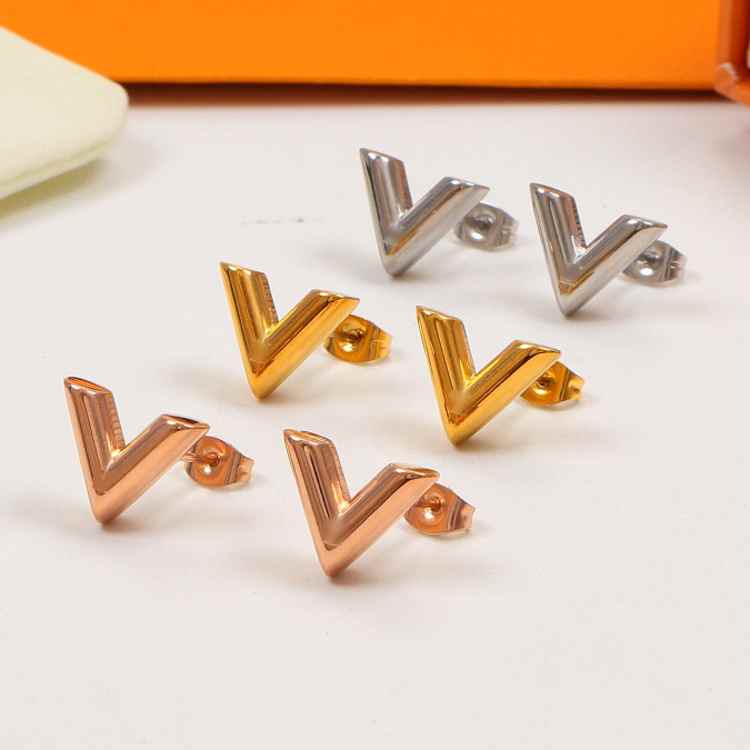 

High quality New Arrival Extravagant jewelry men studs Classic design earrings Stainless Steel silver flower elagant women stud earrings Wholesale