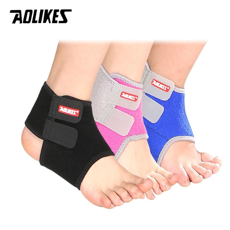 

Ankle Support 1 Pair Chidren Kids Breathable Brace Protector Basketball Football Running, Black
