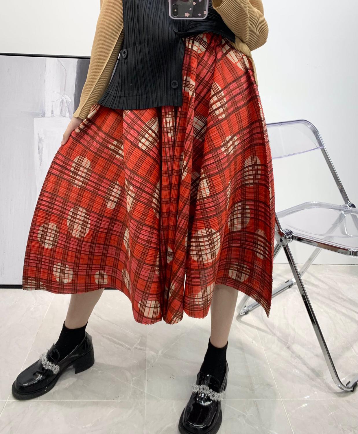 

New 2021 Spring Pleated Plus Size Vintage A-line Striped Skirt Korean Style Aesthetic Clothes for Women 9t7t, Red