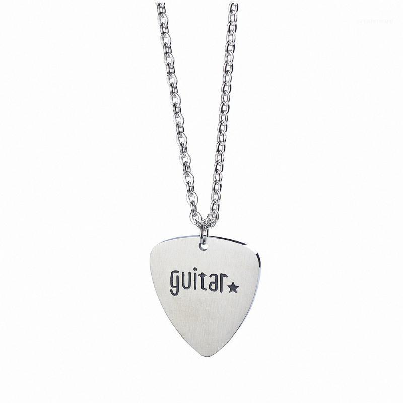 

Guitar Heart Pendant Necklace Stainless Steel Rock Hip Hop Clavicle Fashion Female Chocker Jewelry Luxury Charm Love Chains