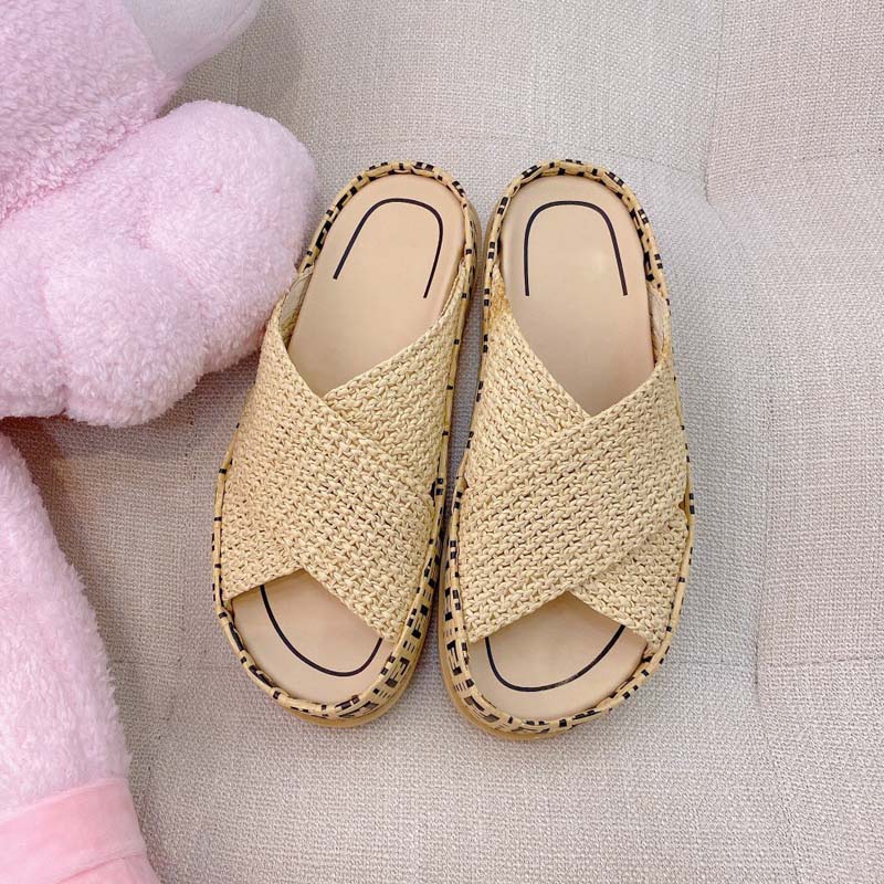

Shoes summer high end brand womens slippers luxury sandals designer slipper antiskid wear resistant holiday style travel solid color sandal, Black