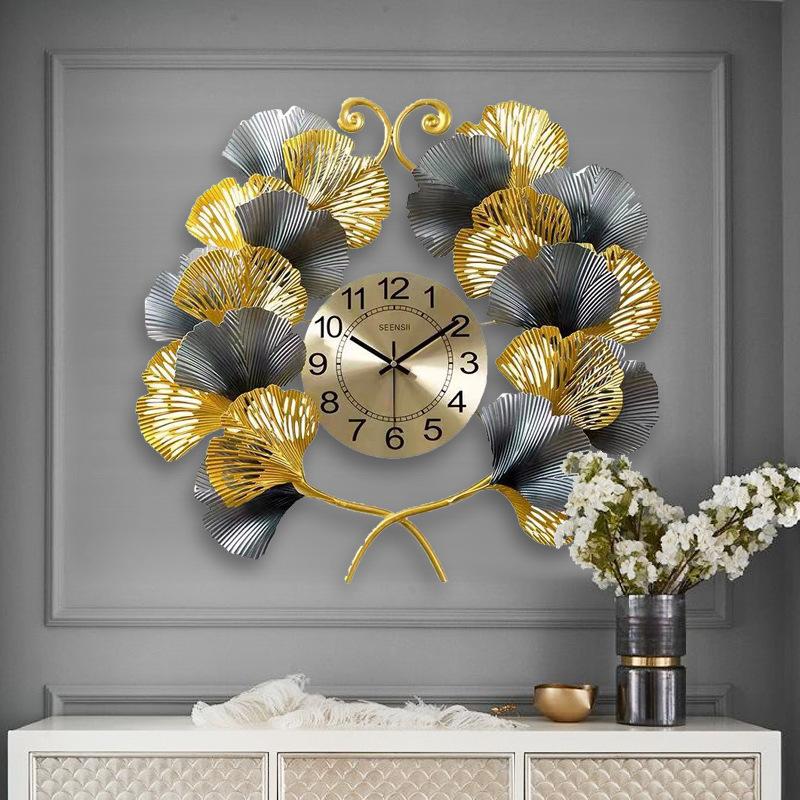 

New Chinese style modern simple style wrought iron metal hollow club wall decoration background pendant