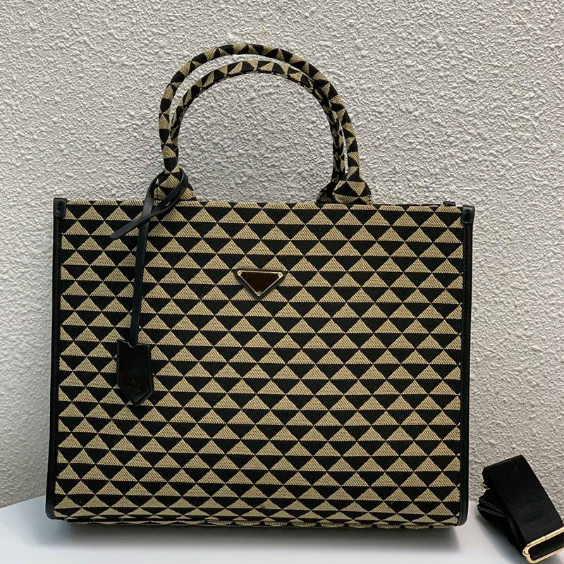 

handbag tote shopping bag crossbody bags Large capacity package Removable shoulder strap Triangle sign High quality women shoulder bags, 17x18cm