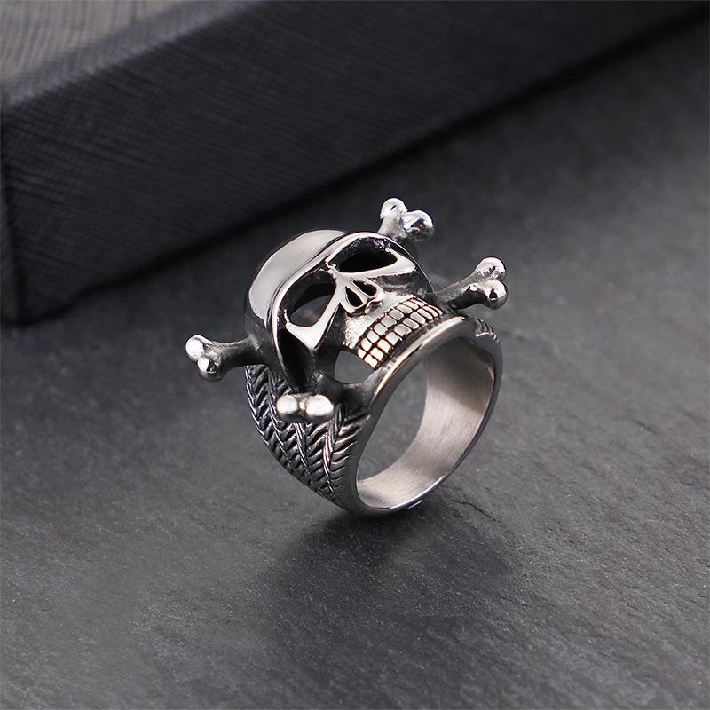 

Cluster Rings Personality Is Not Mainstream Fashion Taro Punk Index Finger Ring Men's Jewelry