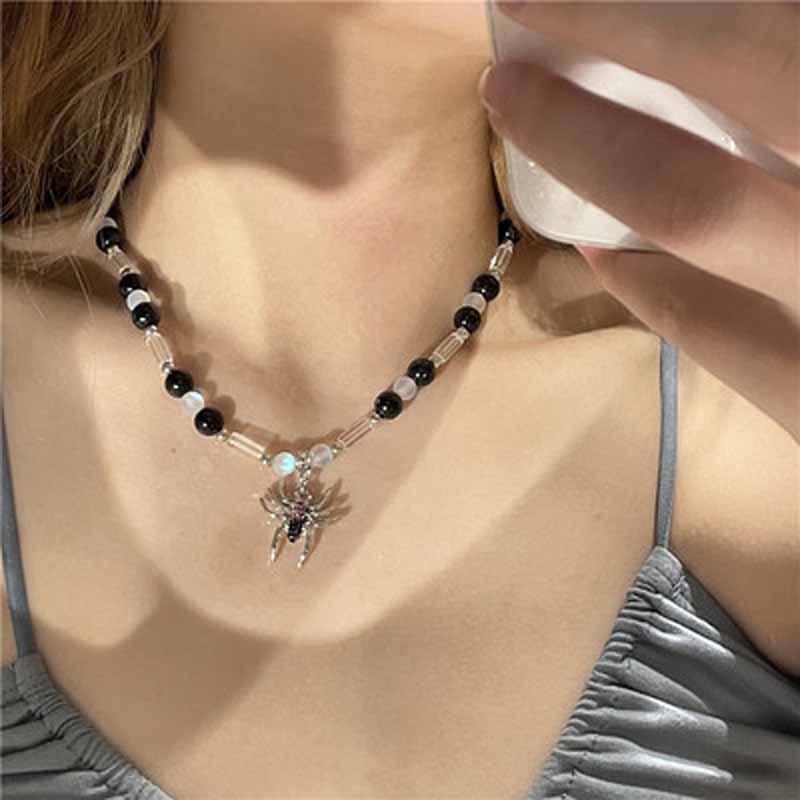Chokers Fashion Personality Bead Splicing Clavicle Chain Zircon Spider Pendant Round Necklace Men&#039;s And Women&#039;s Trend Accessories-image-711741248