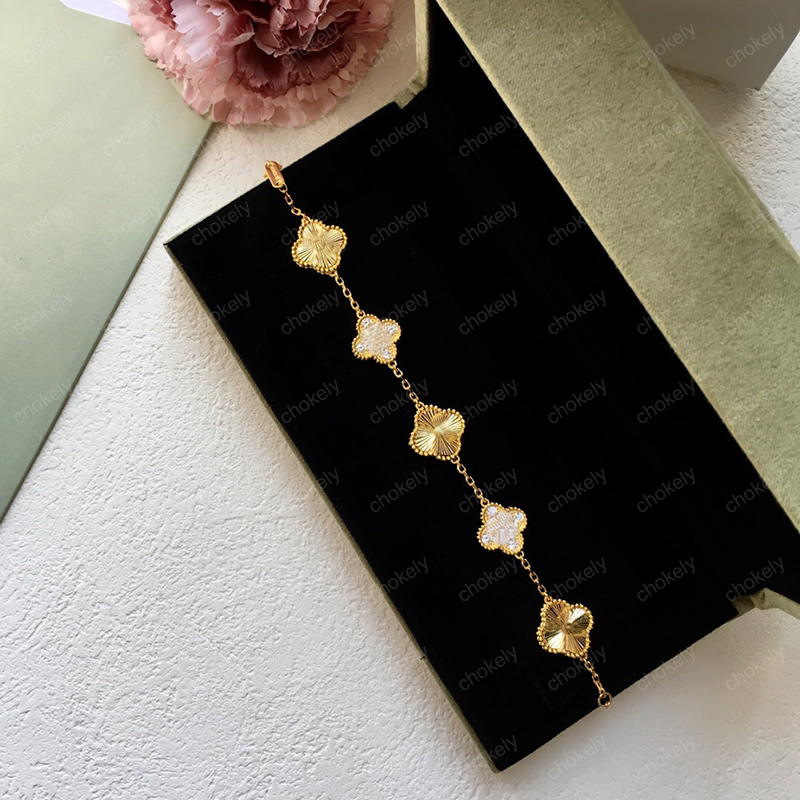 

19cm Shining Love Bracelet For Women Luxurys Designers Four Leaf Clover Bracelet With Beads And Charm With Diamond D2112203Z, Golden;silver