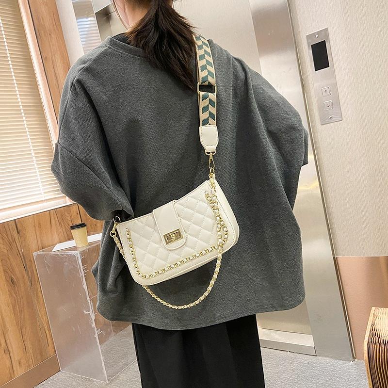 

Korean Version Of Rhombic Chain Women's Bag Underarm Bag 2021 New Fashion Shoulder Messenger, Black