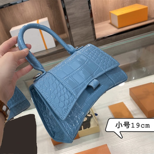 2021 sac de designer surclassé Sacs de chariots de crocodile de haute qualité de haute qualité Femmes Crossbody 5 couleurs Portable Sac à main à