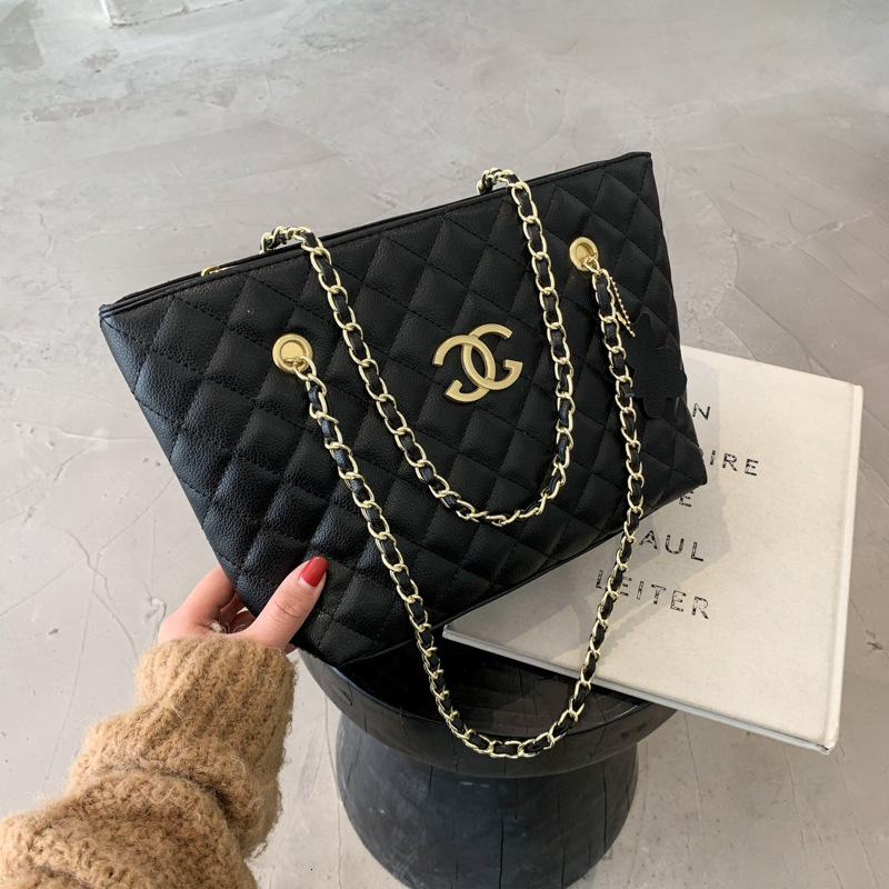 

Net red large capacity women's 2021 new fashion versatile Lingge chain popular texture shoulder bag