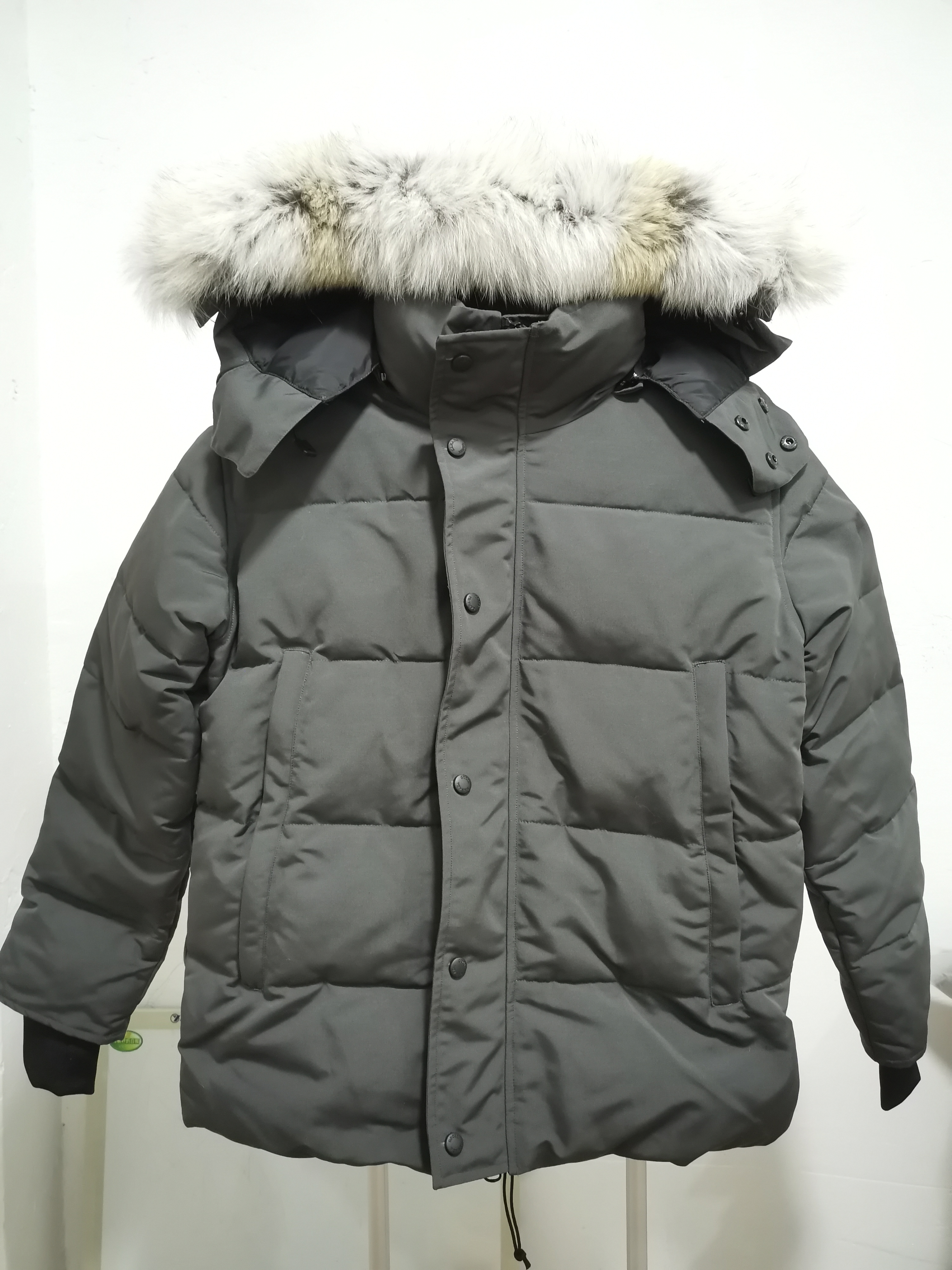 

2021SS Man Down Parkas Big Wolf Fur thick warm and windproof waterproof long section slim solid jacket femme Homme winter, Red