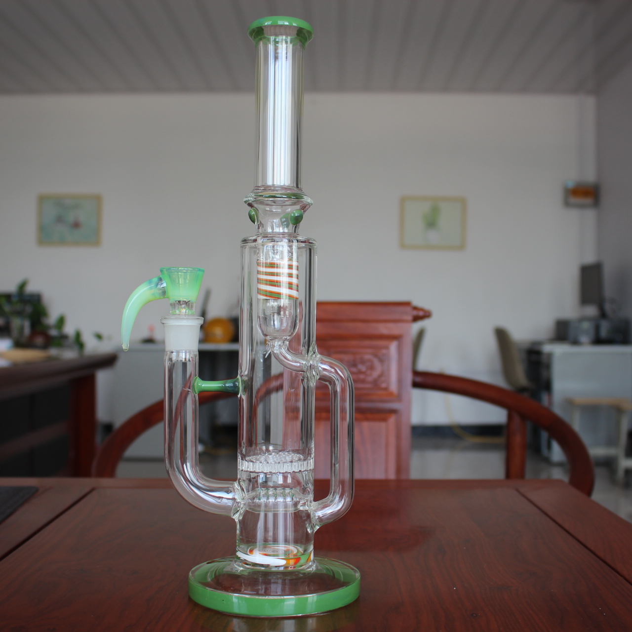 

Smoke glass bong tall straight water perc honeycomb pipe with a hook bowl