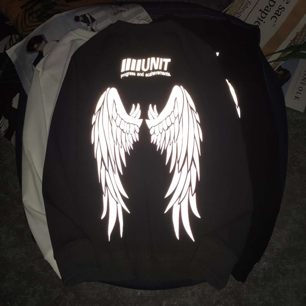 

Reflective wing printed long sleeve T-shirt 2020 new Korean couple autumn sweater, Black