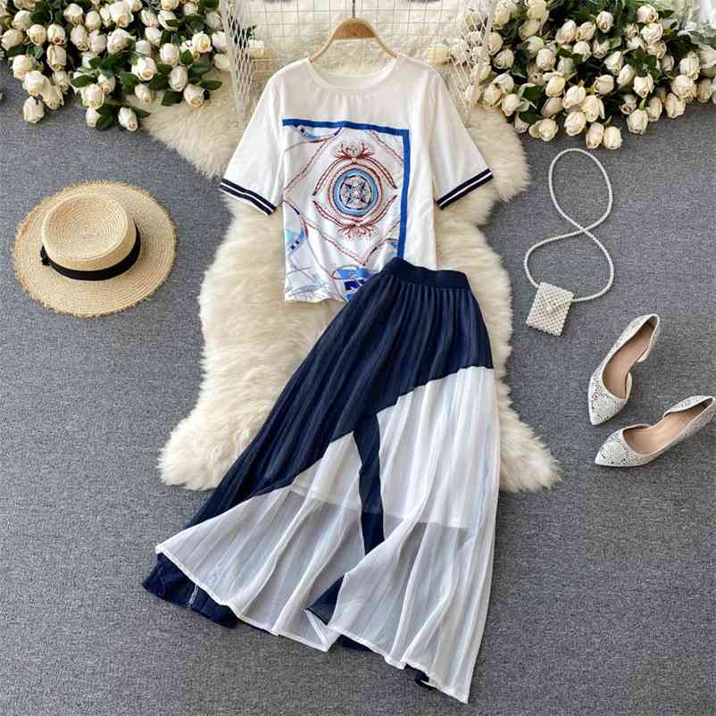 

Summer Runway Fashion Positioning Retro Printing O-neck Tshirt + Stitching Asymmetric Pleated Skirt Elegant Two-piece Set 210525, White