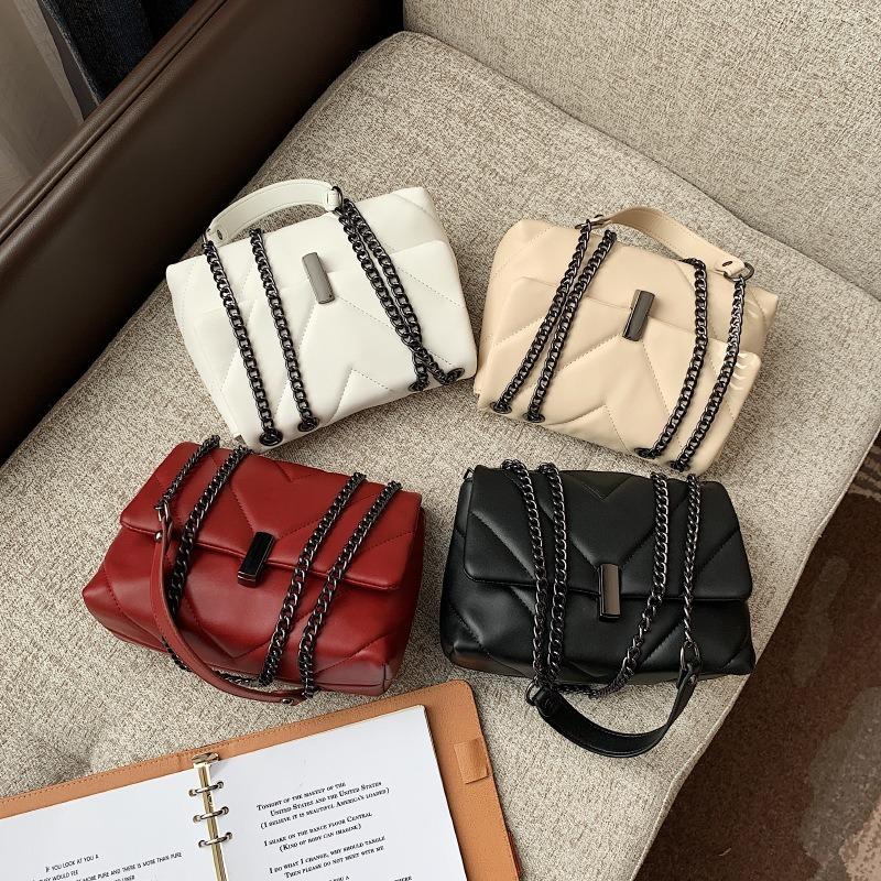 

Luxury women's handbags 2021spring new trend Korean fashion all-match diamond chain large capacity shoulder messenger square bag, Beige