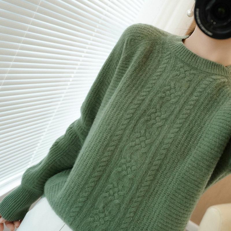 

Women' Sweaters Wool Fall / Winter 2021 Loose Twist Flower Short Pullover Half High Collar Knitted Thickened Sweater, See chart