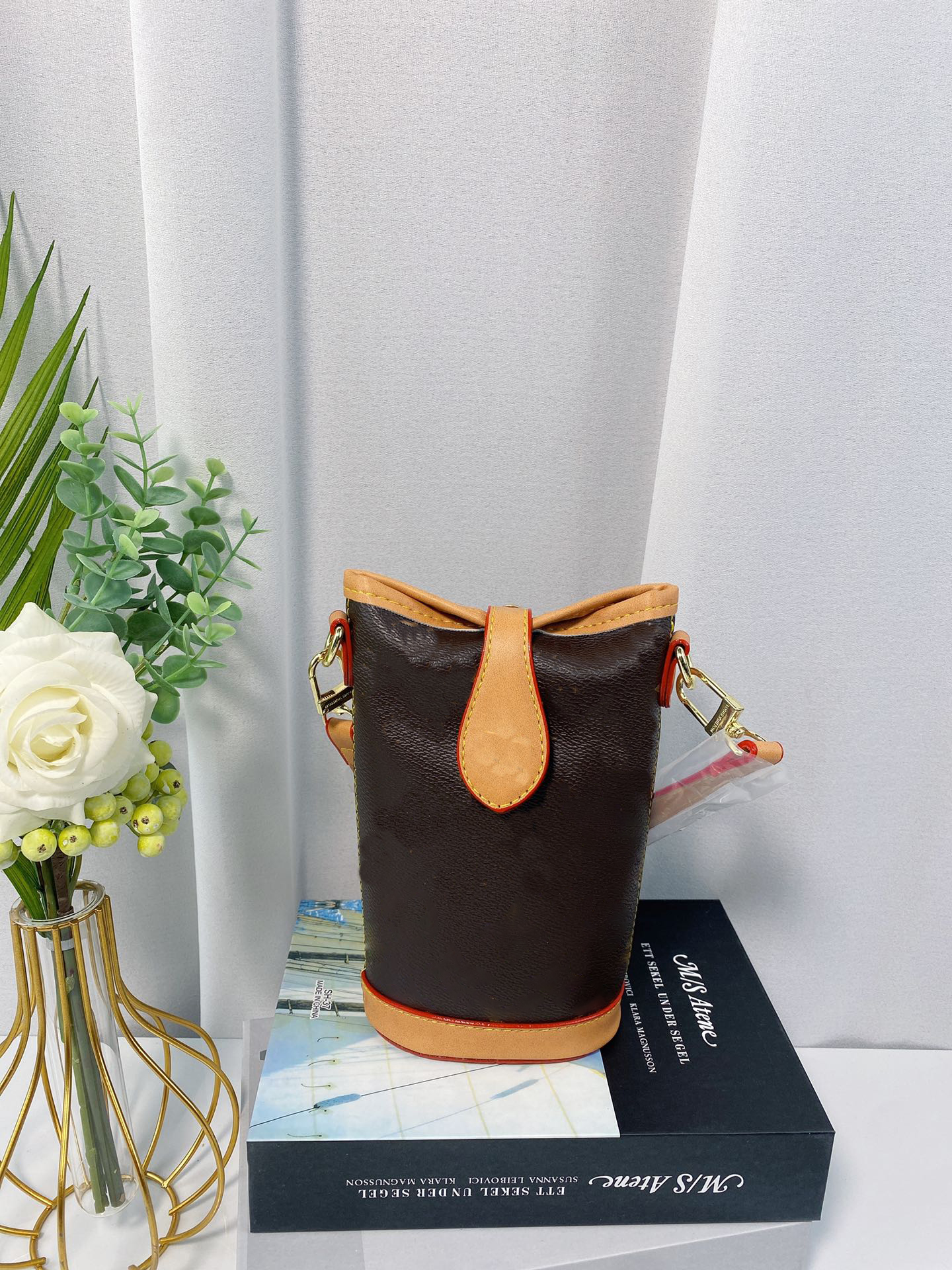

SSS Classic Famous designer luxury fashion wallets Bucket bag lady Shoulder Bags leather Cylindrical mini handbag With box letter printing handbags discount purse, Style 0