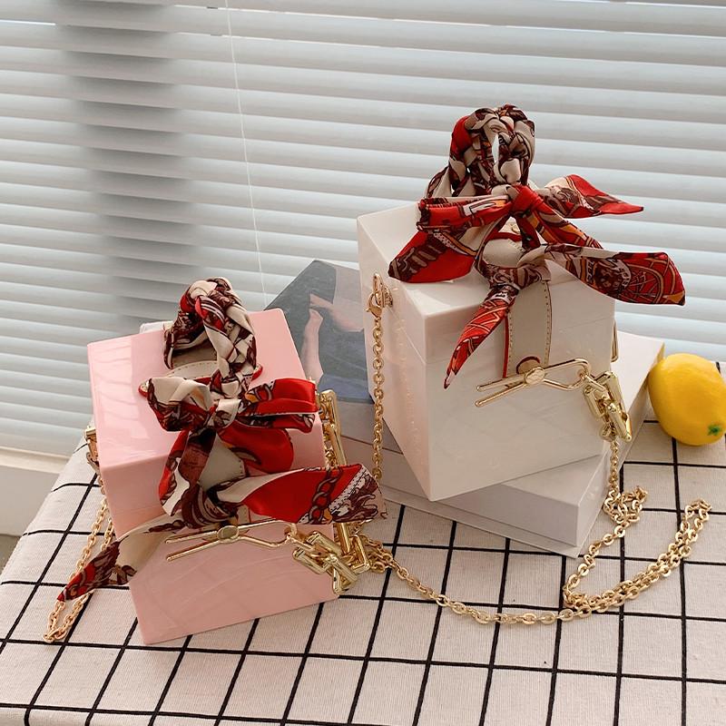 

Evening Bags Candy Color Women Acrylic Purse Cute Crossbody 2021 Box Shape Handbags Clutch Party Chain Shoulder Bag