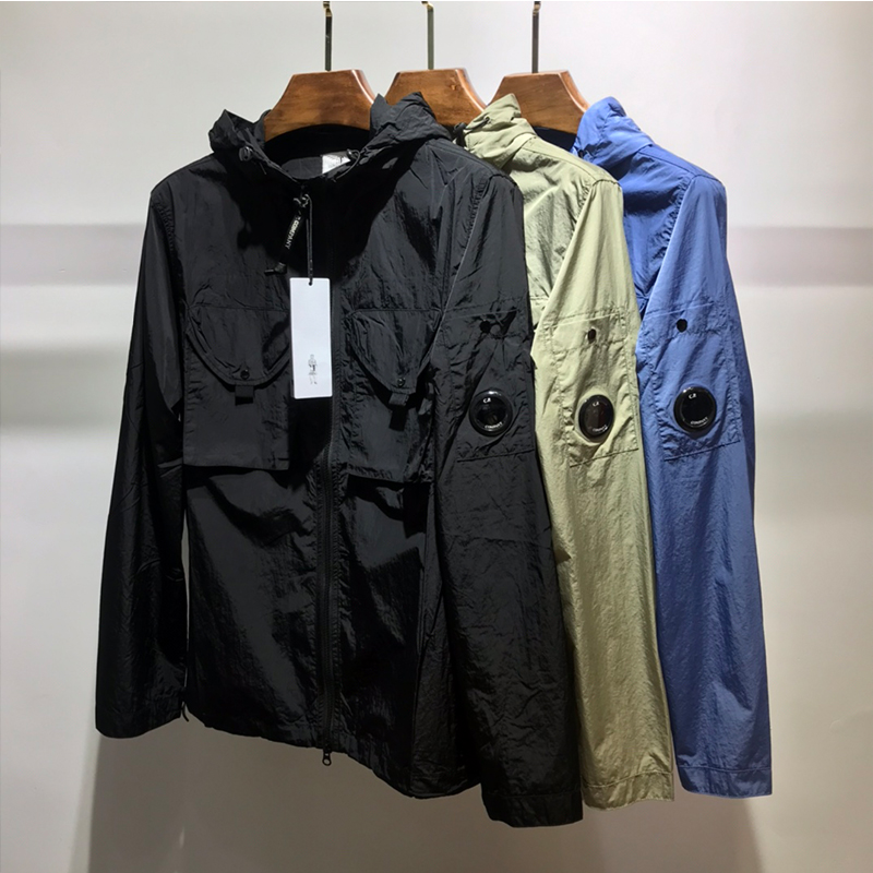 

2021 topstoney arrival jacket Island compass Sitong Logo Metal nylon patch pocket CP men's business street clothing hooded jacket coat at, Black