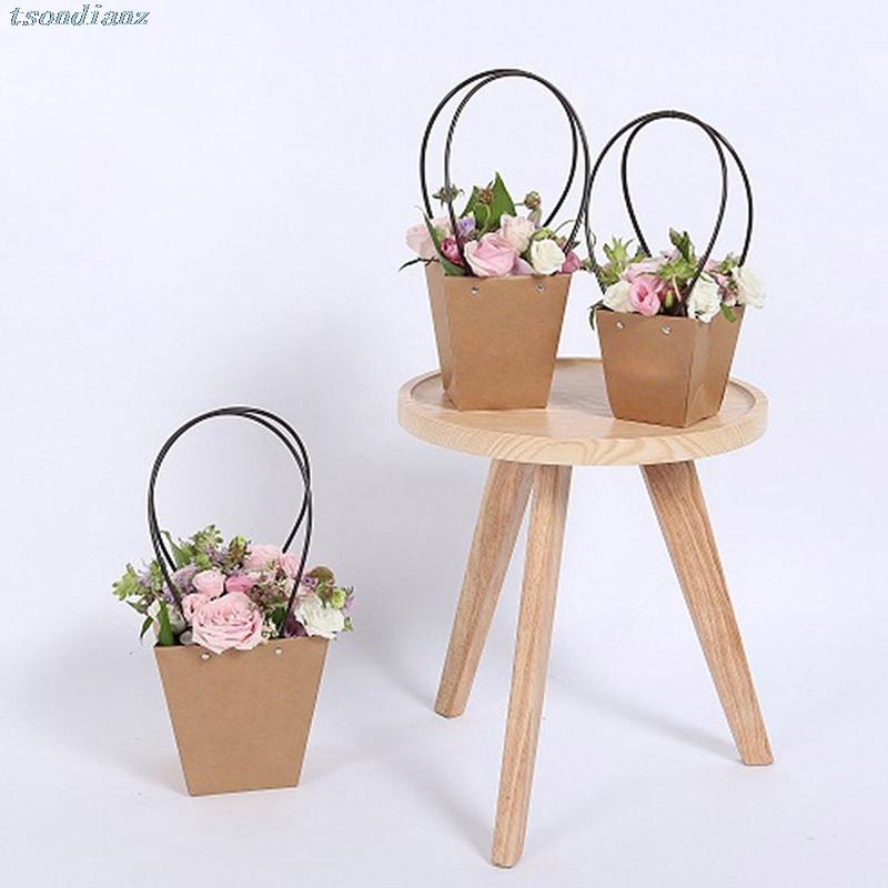 

Flower Paper Boxes With Handhold Hug Bucket Rose Florist Gift Party Gift Packing Cardboard Packaging Box Bag