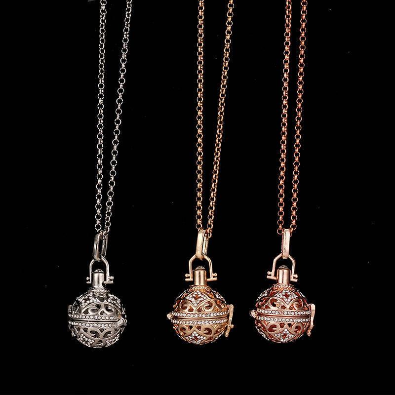 

Pendant Necklaces Creative Diamond Women Necklace Perfume Essential Oil Container Jewelry