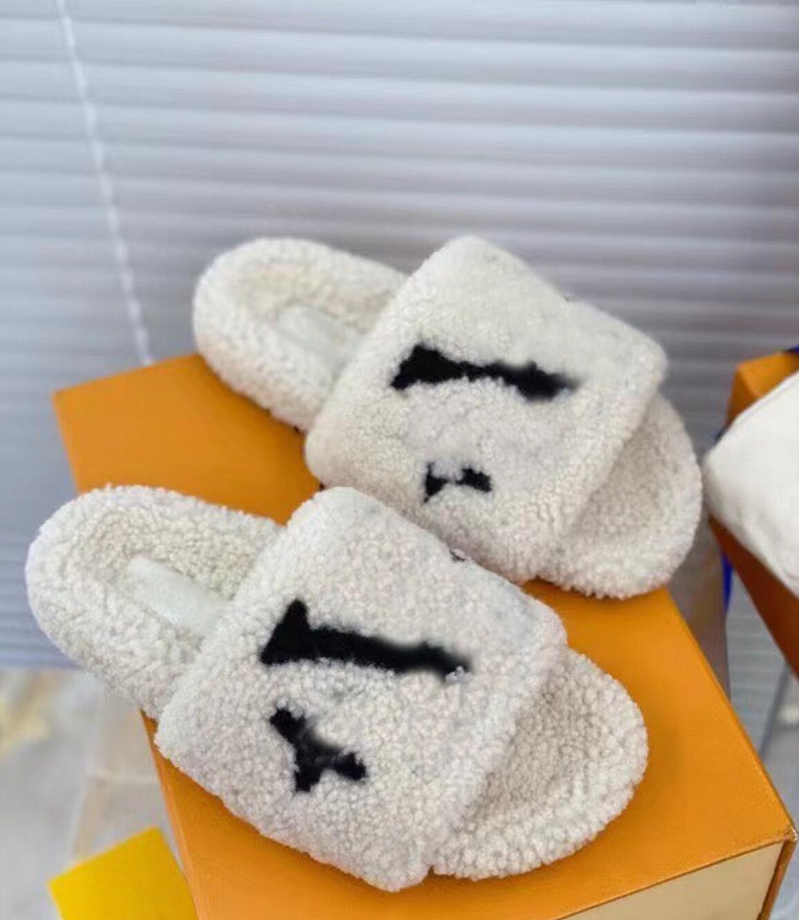 

Women Paseo Flat Slipper Comfort Mule Designer Lady Fur Wide Strap Treaded Rubber Outsole Slide Sandal, 13