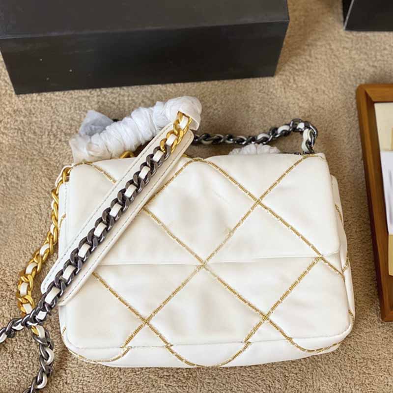 

High Quality Classic Designer Bags Genuine Leather Solid Color Crossbody Bags Mini Flap Handbags Gold-Tone Diamond Quilting Messenger Shoulder Bag Women 21*15CM, White