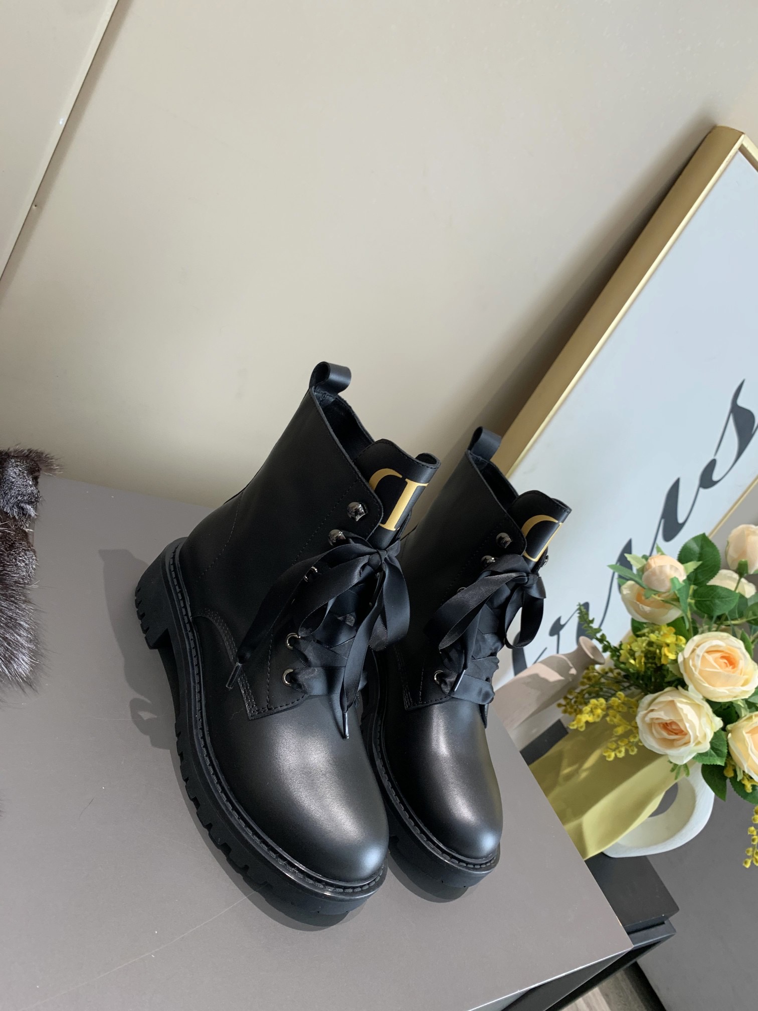 

High Quality Winter Womens Boots Calfskin Martin Shoe Detachable Nylon Pouch Combat Shoes Ladies Outdoor Thick Bottom Mid-length Boot 35-46 1021, Black