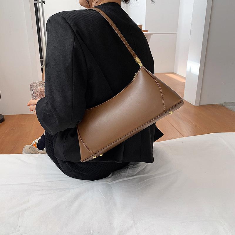 

2021 Shoulder Tote Female Lady Elegant Travel Purses Luxury Simple Solid Color Small PU Leather Handbags for Women, Black