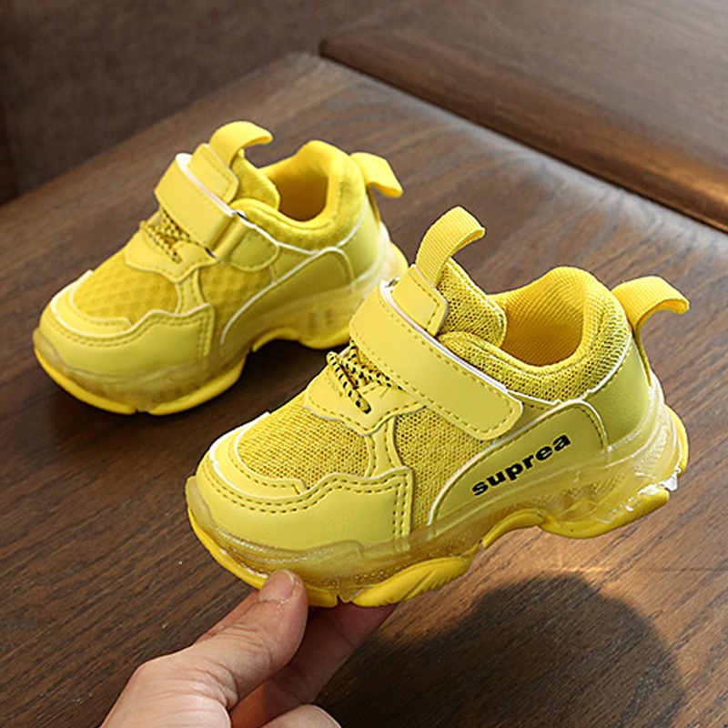 

Size 21-30 Baby Toddler Shoes Unisex Led Light Up Shoes Children Breathable Glowing Sneakers Boys Sneakers with Luminous Sole, Black