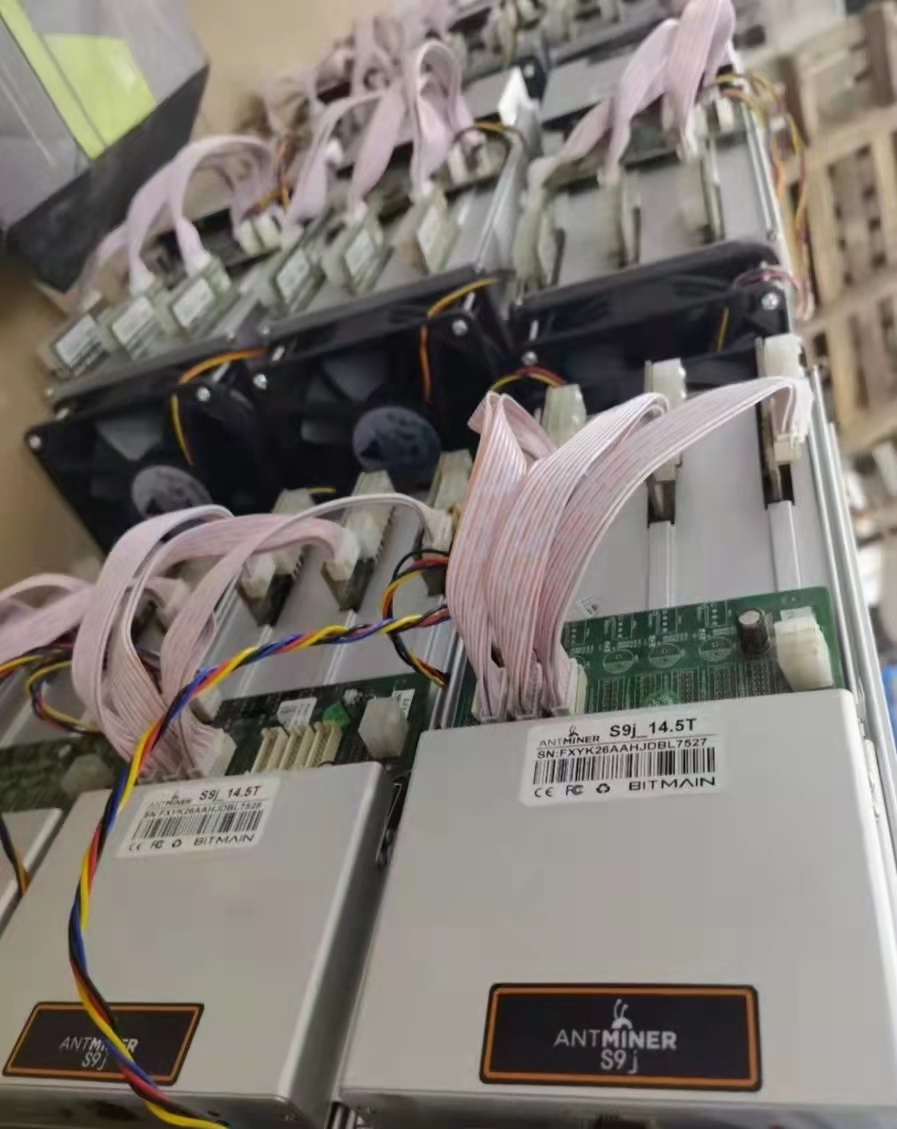 

Bitmain miner antminer s9 13.5T with power supply