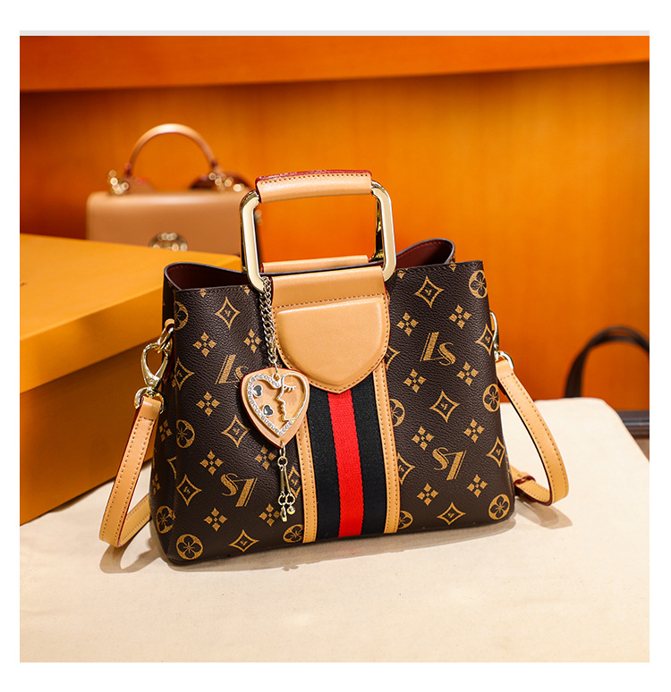 

high quality luxury designers classic women handbag flower women composite handbag top leather clutch bags womens shoulder bag, Dark coffee