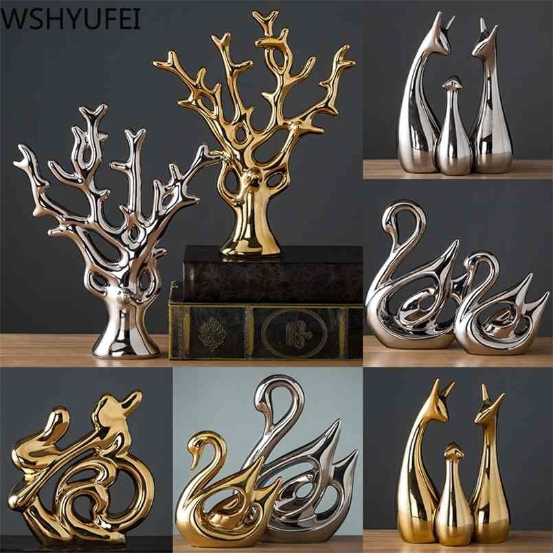 

Modern Ceramic Animal Figurine Decorative Statue Deer Porcelain Home Desktop Decor Christmas Birthday Wedding Gift 210924