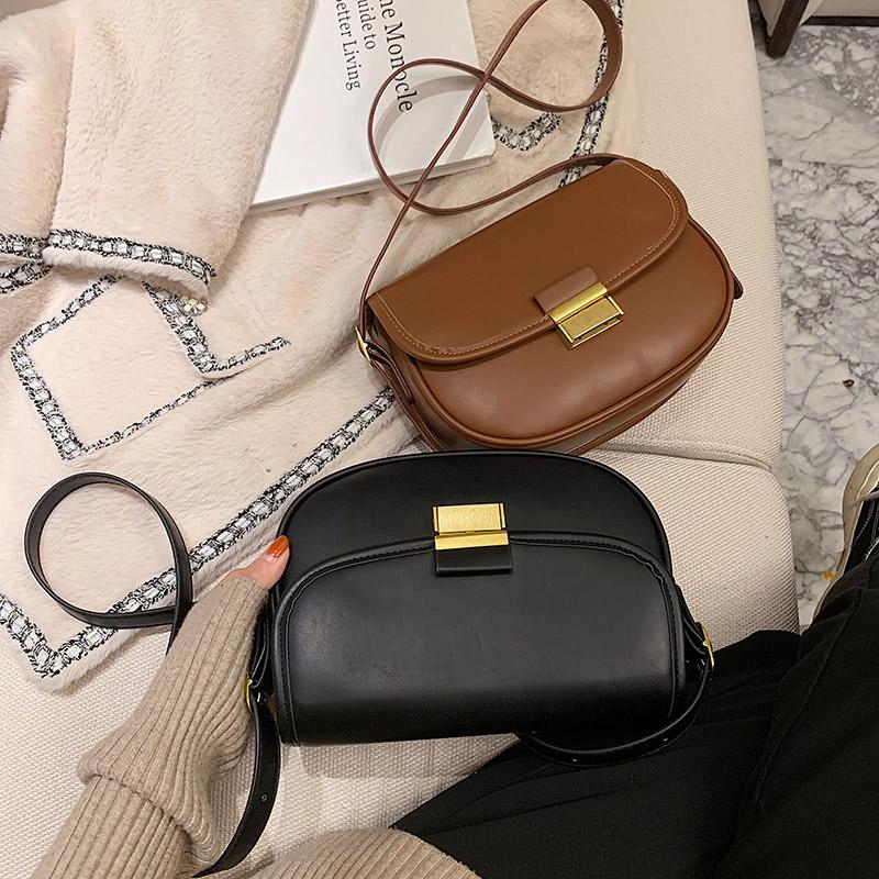 

2021 Fashion New Bags For Women Brand Original Design Single Shoulder Satchel Lock Shell Bag, Black