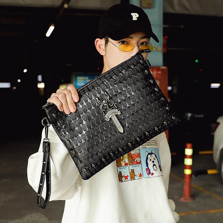 

wholesale men bag street trend embossed leather shoulder handbag personality rivet punk envelope bags ghost head pattern mens messenger handbags, Black(boutique box)