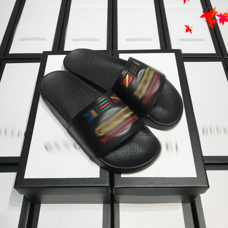 

2021 Slipper Designer Slide Summer sandals Fashion Men Beach Indoor Flat Flip Flops Leather luxurys Shoes mens Slippers with box Size 39-45 -H196, White