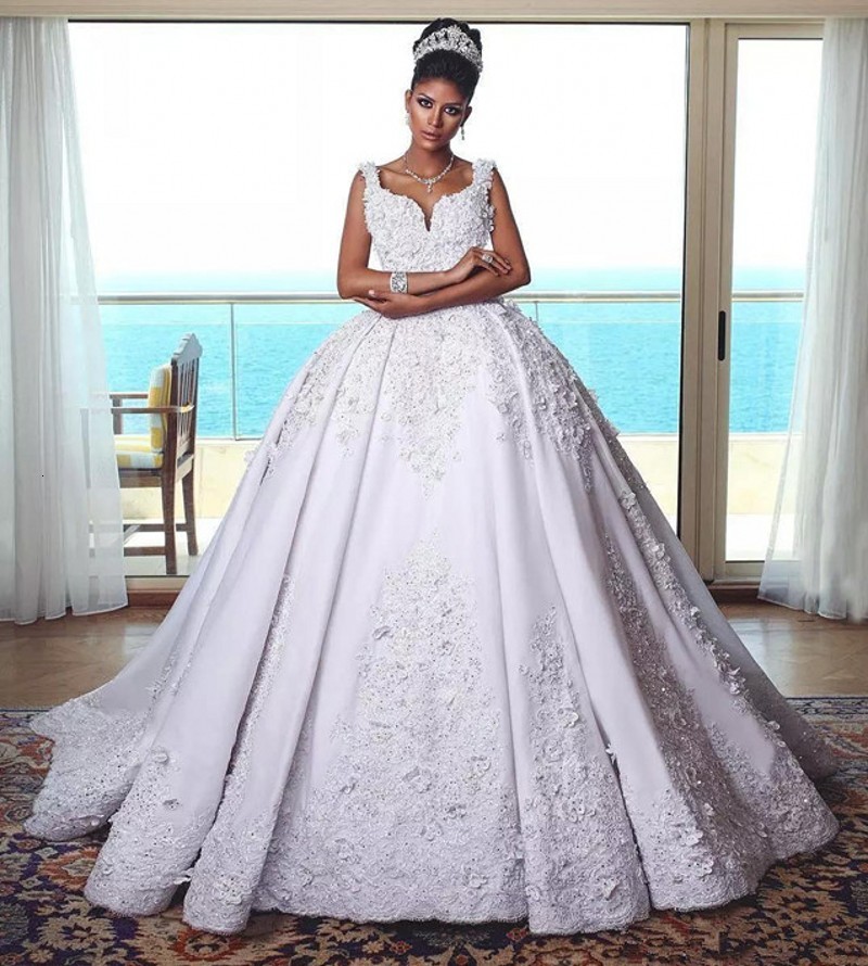 

Custom Made 2021 New Vintage Arabic Dubai Wedding Es y Satin Lace Appliques Flowers Luxury Bridal Gowns Vestidos Mariee Efqr, Ivory