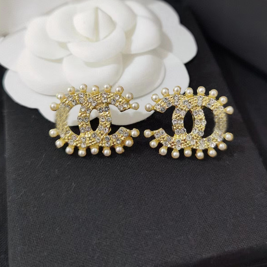 

20style 18K Gold Plated Double Letter Stud Korean Luxury Brand Designer Letters Earrings Women Pearl Crystal Rhinestone Wedding Party Jewelry Accessories