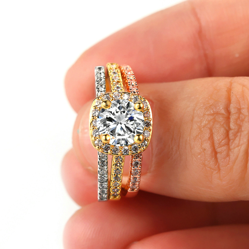 

Fashion Crystal Engagement Ring for Women White Cubic Zirconia Silver color Rings Wedding Trend Female Jewerly
