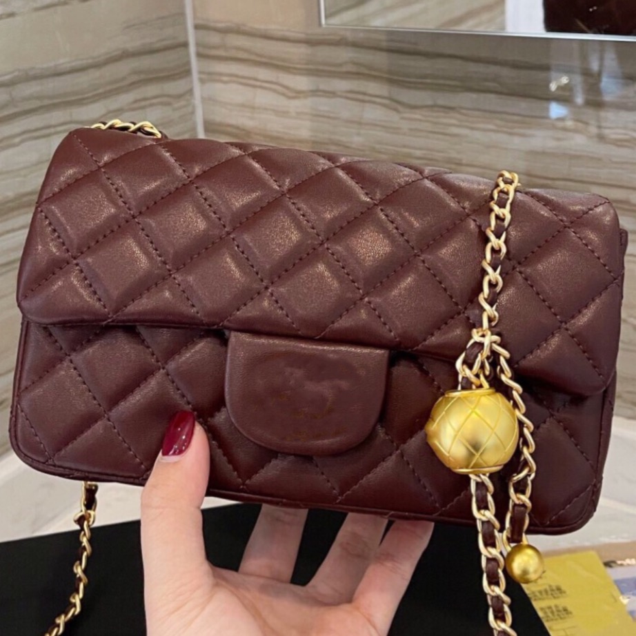 

Luxury Design Metal Ball Decorated With Letters Cover Bag Cross-Slung Diamond Lattice Chain Bag Ladies Bag Socialite Package